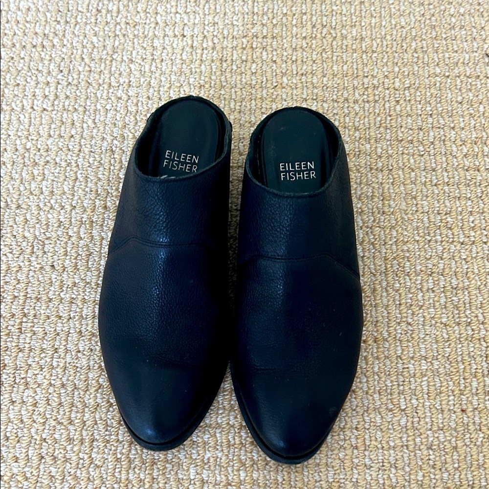 Eileen Fisher Women’s Black Leather Mules